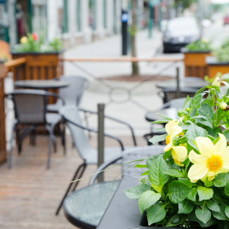 Tips For Outdoor Dining Space